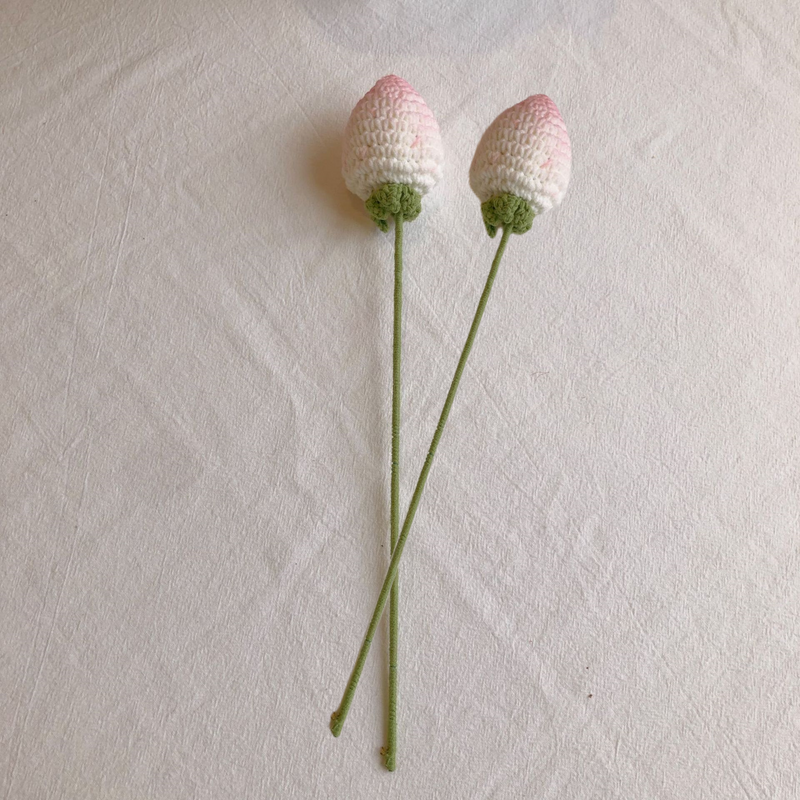 2 Pcs Artificial Strawberry Stems 8 Inch Handmade Silk Fruit Decoration