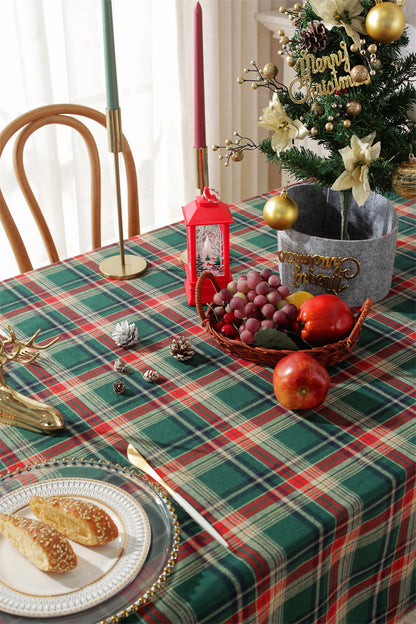 Bulk Red Green Plaid Tablecloths for Christmas Party Decor Wholesale
