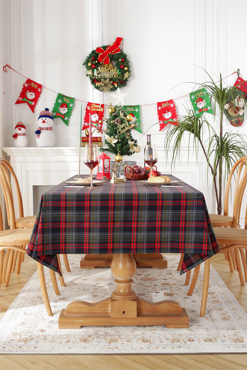 Bulk Red Green Plaid Tablecloths for Christmas Party Decor Wholesale