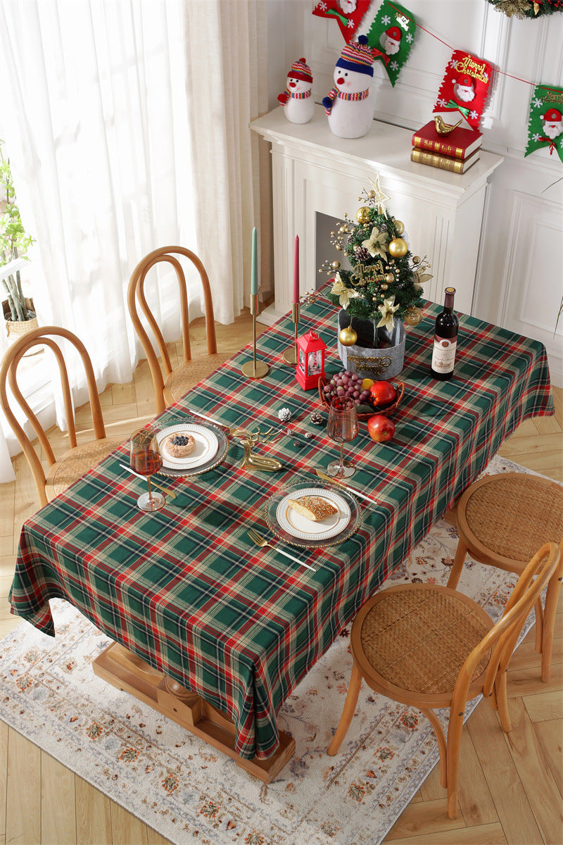 Bulk Red Green Plaid Tablecloths for Christmas Party Decor Wholesale