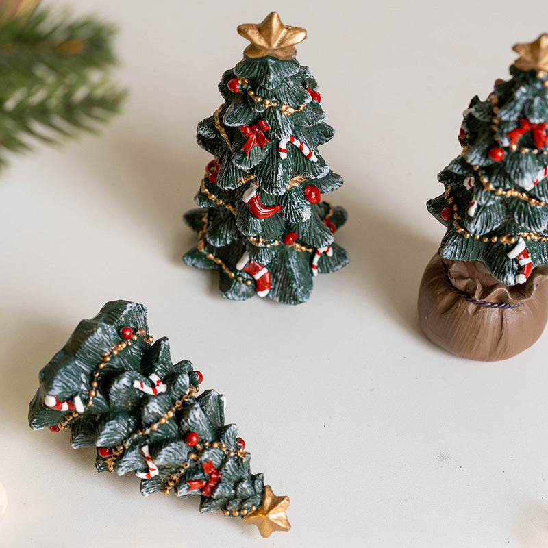 Bulk Resin Christmas Tree Figurines Mini Tabletop Ornaments Christmas Decorations Set