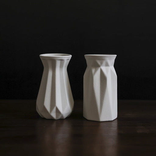 Ceramic Vase 5 Inch Simple Style Decorative Pottery Container