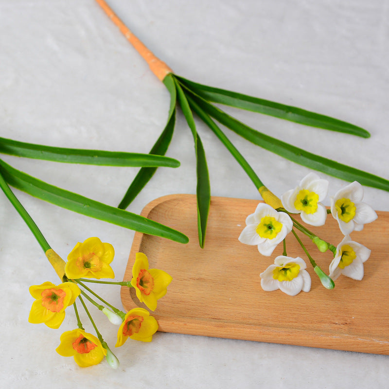 15.7 Inch Artificial Daffodil Bush Stems, White and Yellow Faux Flowers, 1 Bundle