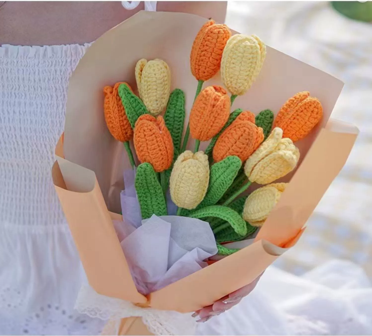 Handmade Artificial Knitted Tulip Bouquet, 10 Pcs Crochet Flowers for Wedding Decor