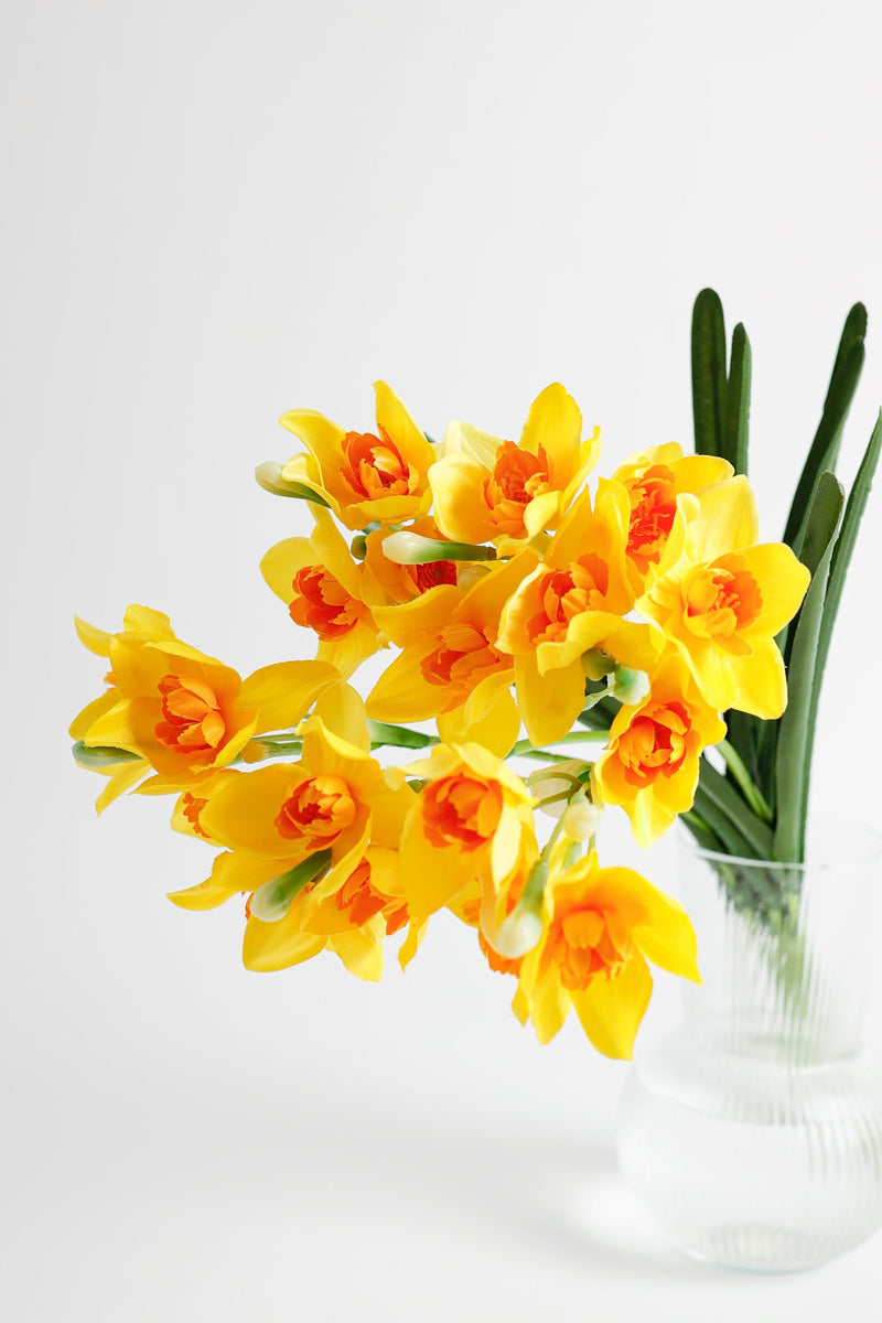17 Inch Artificial Daffodil Flowers 6 Stems Silk Narcissus Floral Arrangement