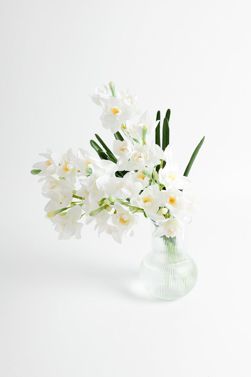 17 Inch Artificial Daffodil Flowers 6 Stems Silk Narcissus Floral Arrangement