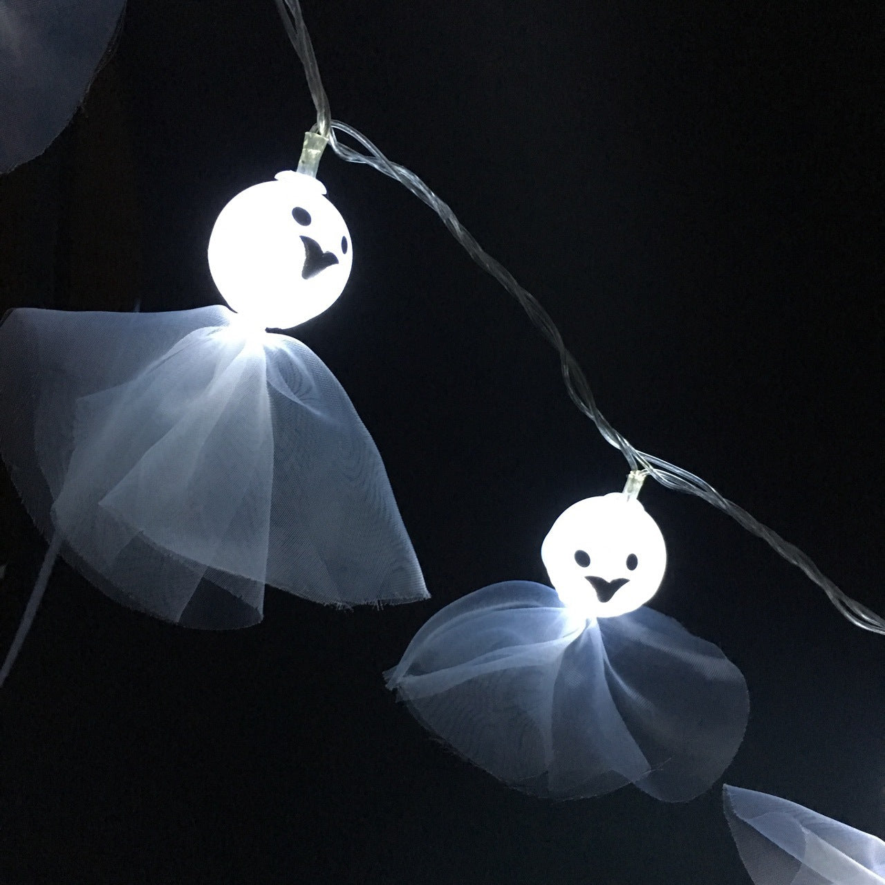 Halloween LED Ghost String Lights 59 Inch 10 Pcs Decorative Artificial Lighted Dolls