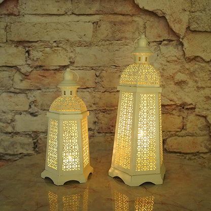 Bulk Wrought Iron Hollow-out Candle Holder for Bar Restaurant Wedding Home Decoration Wholesale