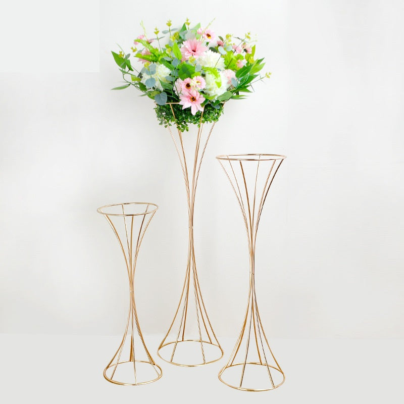 Bulk Arrangement Flower Stand Metal Hollow-out Vase for Wedding Centrepieces Decoration Wholesale