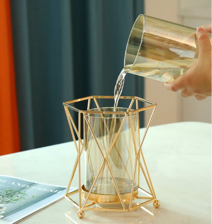 Bulk 1pc Glass Vases with Metal Stand Hollow-out Geometric Clear Flower Vase for Wedding Home Decor Centerpieces Wholesale