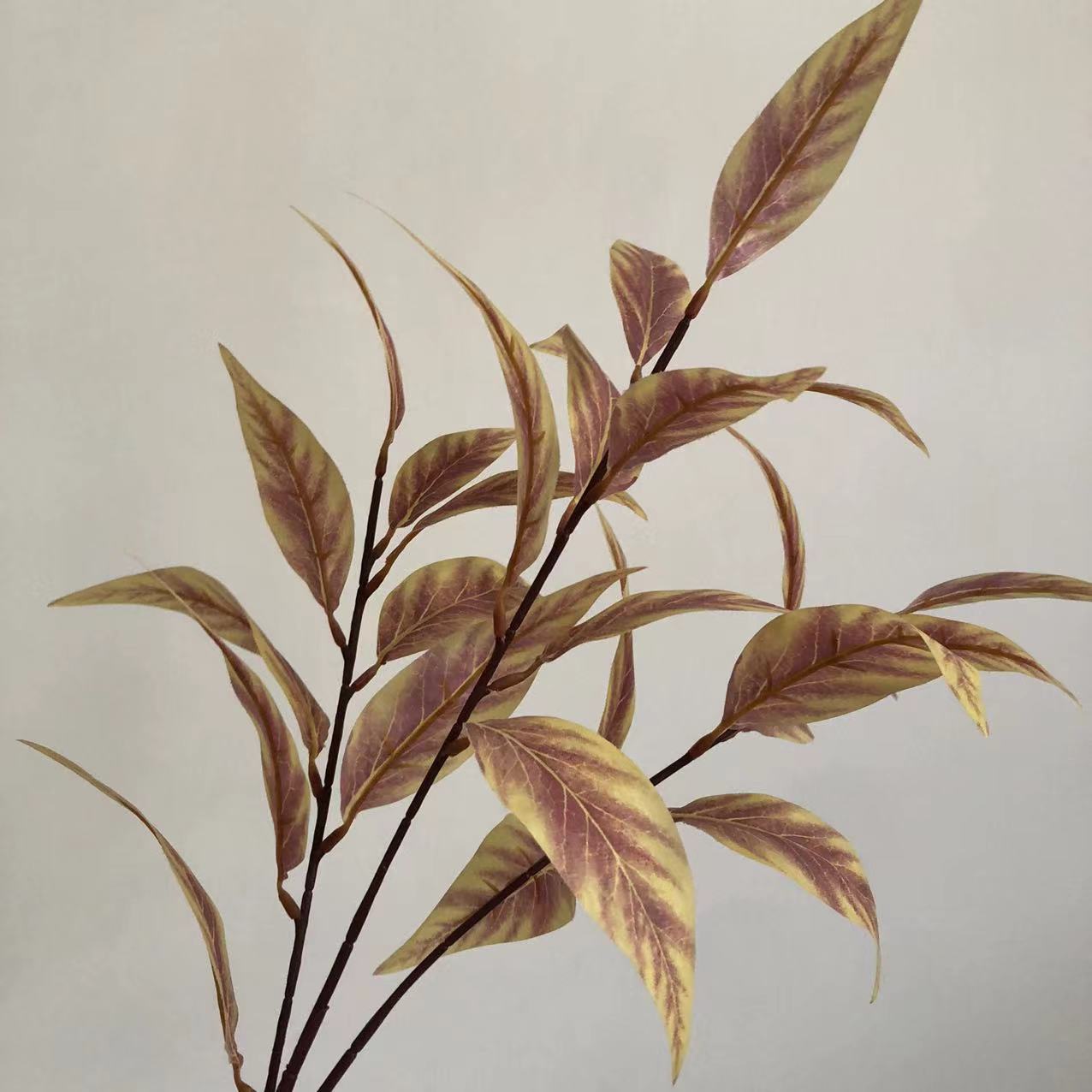 10-Pack 29.5" Artificial 3-Stem Lily Leaves – Wedding Aisle Decor & Floral Arrangement Filler