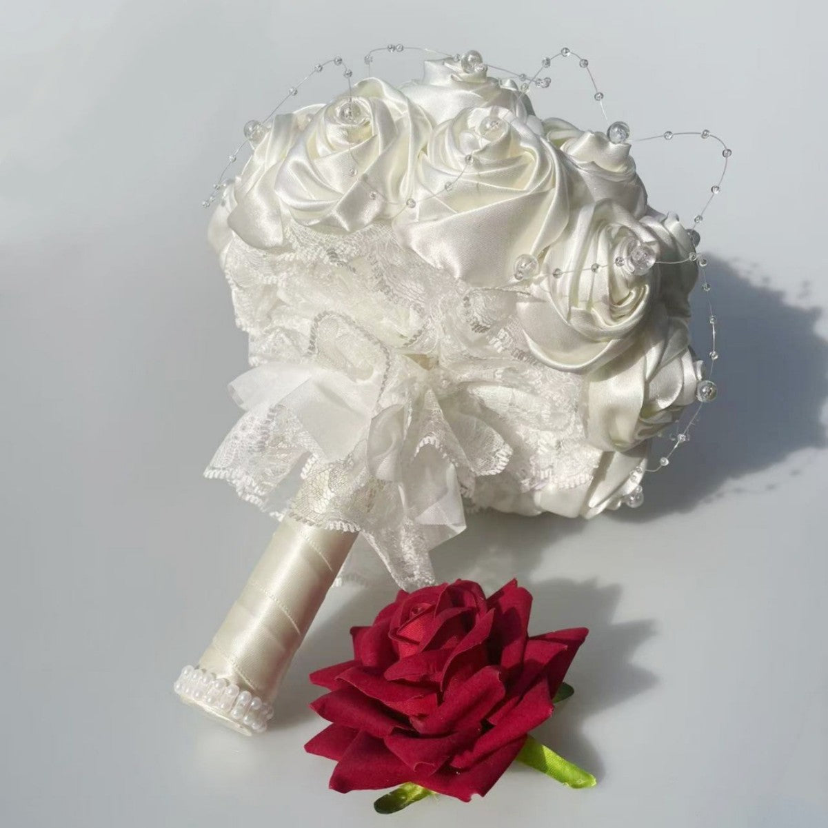 Bulk Ivory White Rose Wedding Bouquets for Bride Bridesmaid Bouquet Bridal Silks Artificial Roses for Wedding Church Home Decoration Wedding Decoration Wholesale