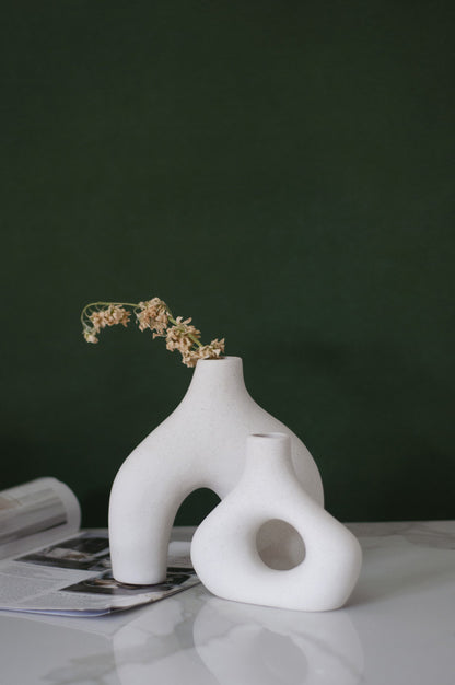 Bulk Nordic Donut Vase Handmade Ceramic Hollow Vases for Olive Branches & Table Centerpieces Minimalist Modern Home Decor for Wedding Shelf Office Console Entryway Sculptural Neutral Décor Wholesale
