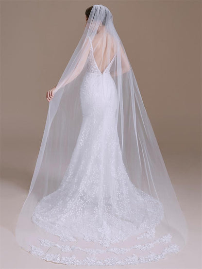 Bulk Long Bridal Veil 2025 New Pearl Embellished Cathedral Veil with Adjustable Comb for Outdoor Wedding & Bridal Shower Decor Wholesale