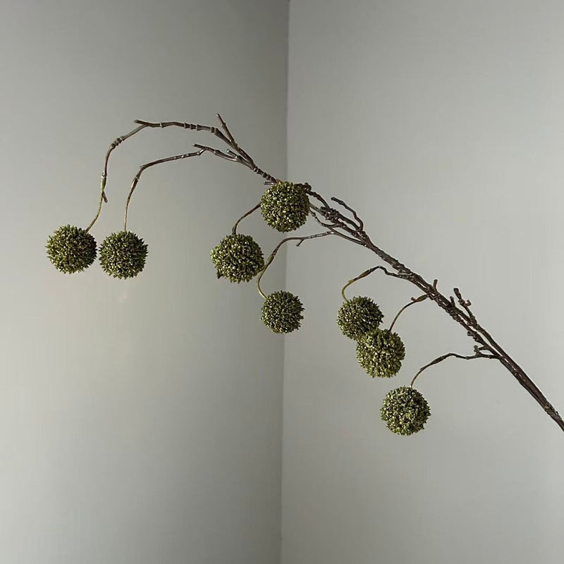 Artificial Wild Berry Bush with 8 Flower Heads, Plastic Faux Berry Stem for Weddings, Hotel Decor, Window Displays