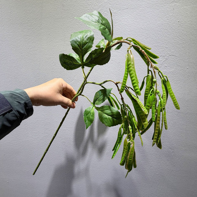 Artificial Pea Plant Bush, Faux Greenery Pea Pod Branch for Wedding Aisle, Floral Arrangements, Home and Window Display