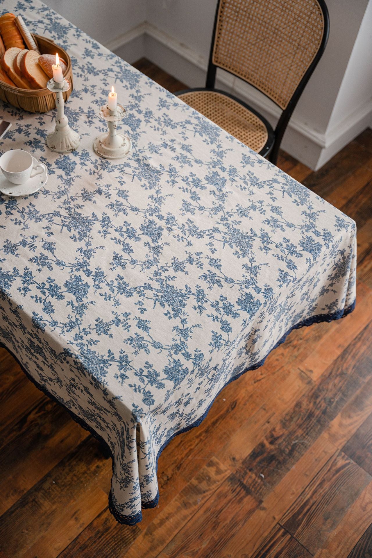 Bulk French Vintage Rectangle Tablecloth with Lace Cotton Linen Blue Rose Floral Table Cover Wholesale