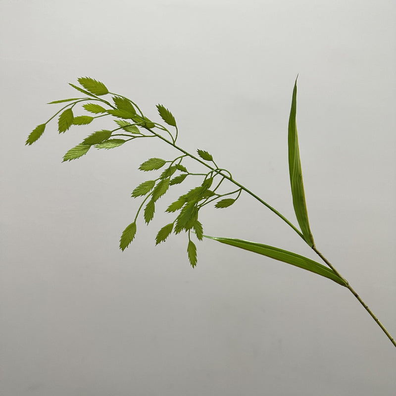 Artificial Pampas Grass Bush, Faux Plastic Plant Stem, Indoor Outdoor, for Home Decor, Weddings & Window Displays
