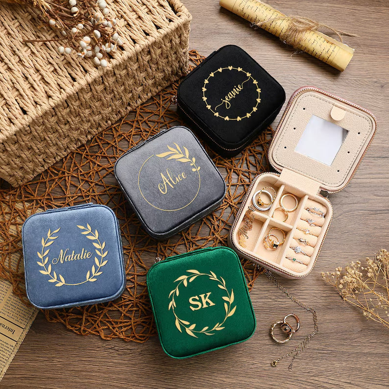 Customized Velvet Jewelry Box - Portable DIY Wedding Favor & Bridal Gift with Logo/Design