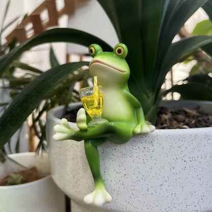 Garden Frog Hanging Planter - Outdoor Garden Decor (3 Styles)