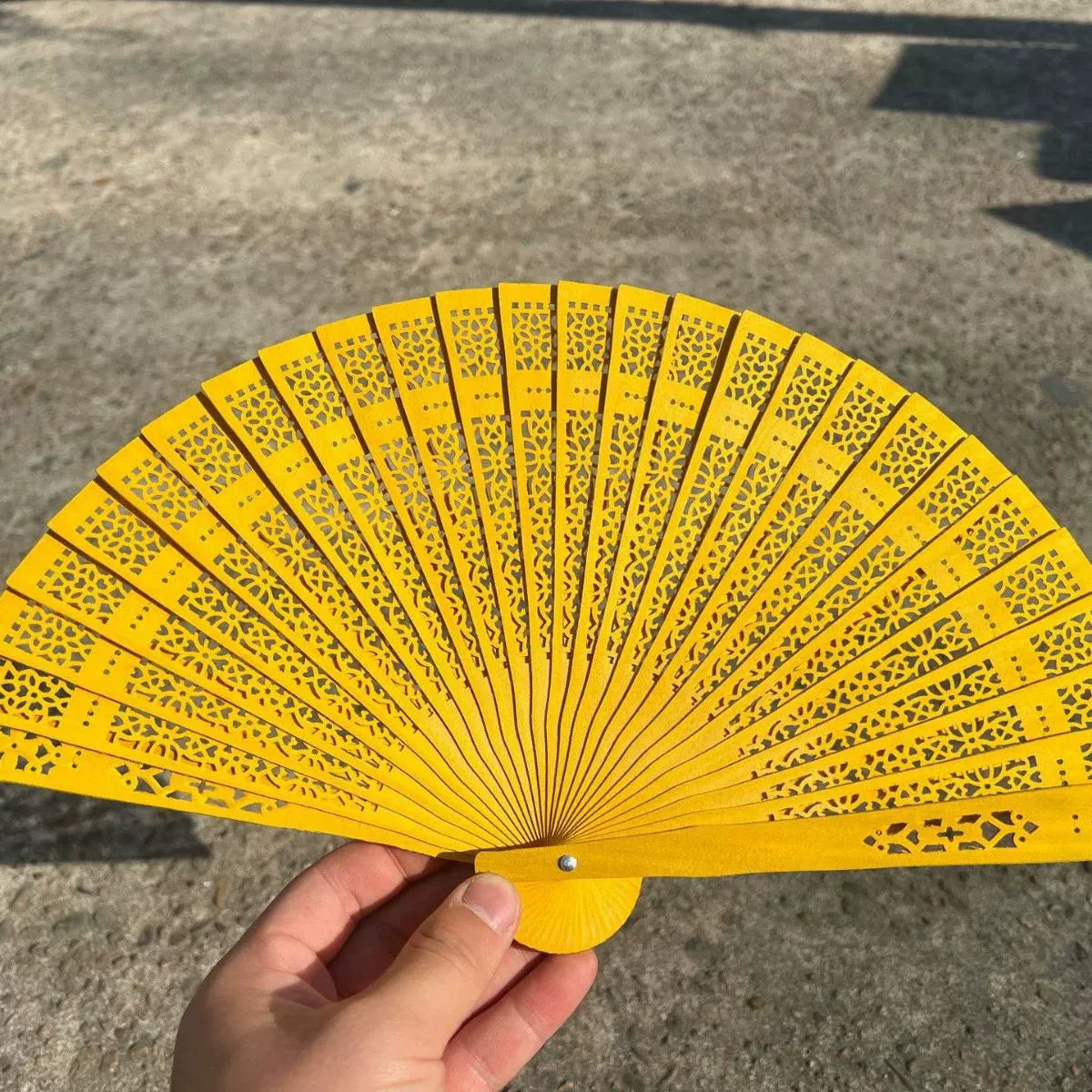 Premium 10 pcs Wedding Favor Fans Personalized Wooden Hand Fans with Engraved Text for Bridal Shower Guest Gifts Party Favors