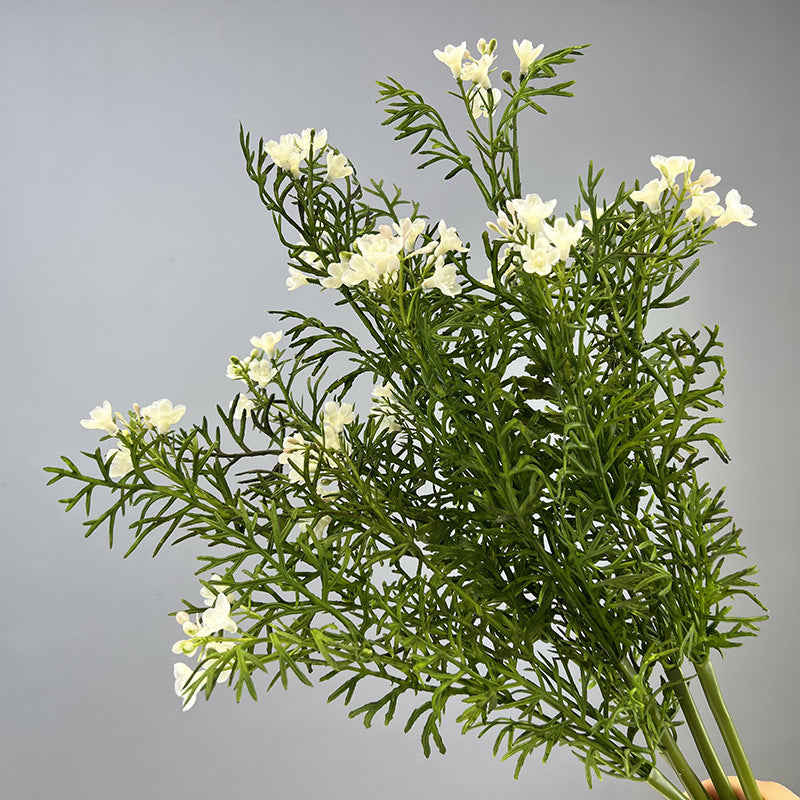Artificial Daisy Chamomile Bush, Plastic Chrysanthemum Flower Spray, Rustic Faux Wildflowers for Wedding, Home & Outdoor Decor
