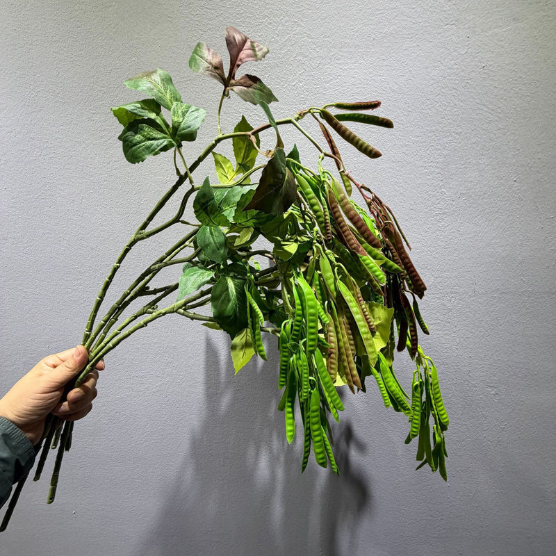 Artificial Pea Plant Bush, Faux Greenery Pea Pod Branch for Wedding Aisle, Floral Arrangements, Home and Window Display