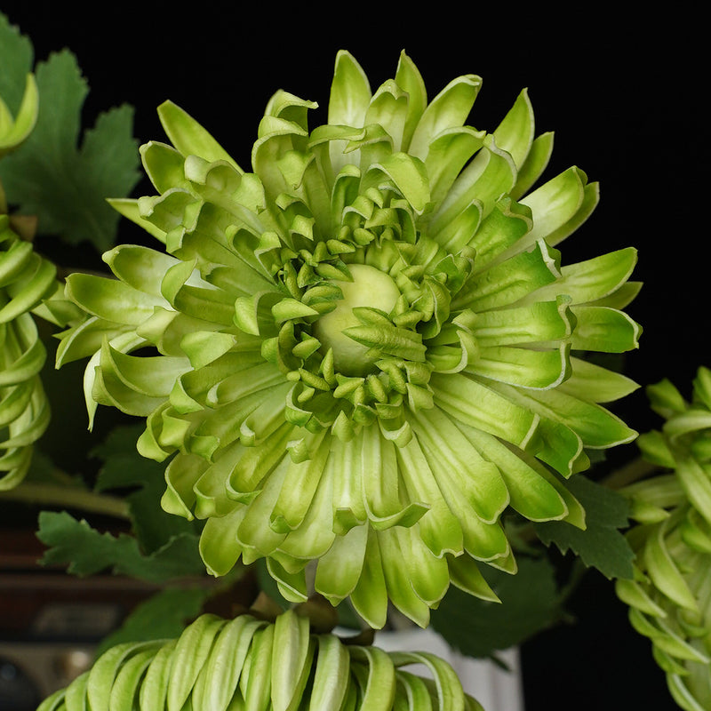 Single Stem Artificial Chrysanthemum, 23" Tall with 4.5" Bloom, Silk-Like Fabric for Weddings, Home Decor & Events