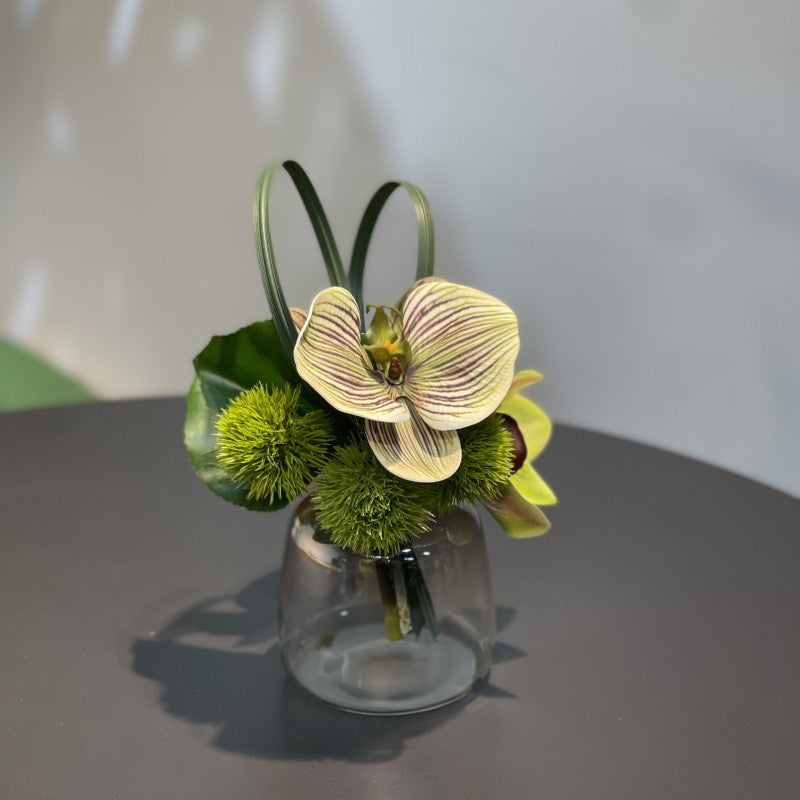 7.9 Inch Small Artificial Glass Floral Bouquet – 1 Pc Elegant Decor for Restaurant and Bar