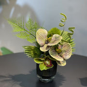 7.9 Inch Small Artificial Glass Floral Bouquet – 1 Pc Elegant Decor for Restaurant and Bar
