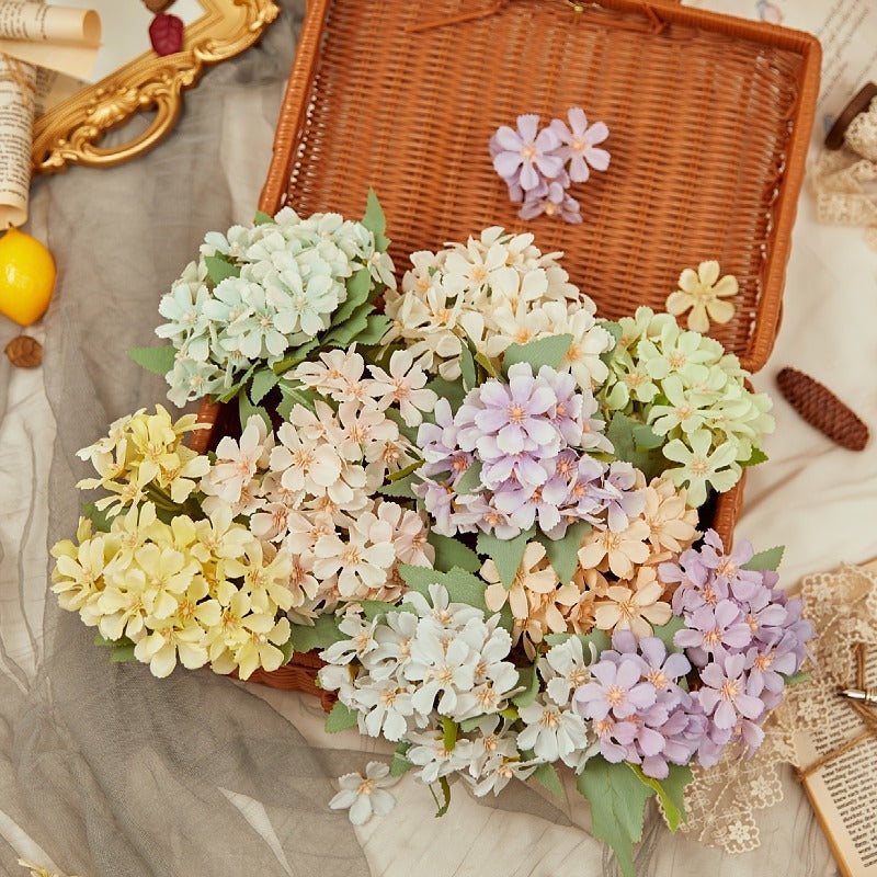10.6 Inch Artificial Daisy Flowers, 10 Pcs Realistic Silk Daisies for Home Decor and Vase Arrangements