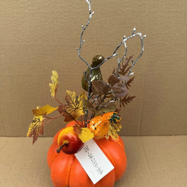 Creative Artificial Pumpkin Planter with Plastic Flower Arrangement, Decorative Fake Flower Pot for Home/Thanksgiving/Party, Unique Fall Decor Centerpiece