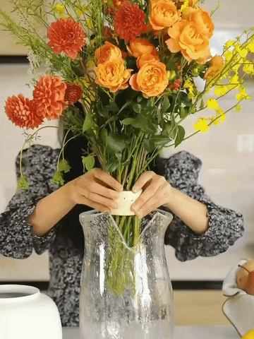 2 Pcs Bouquet Twister Stem Holder Flower Arrangement Tool DIY Flower Bouquet Maker