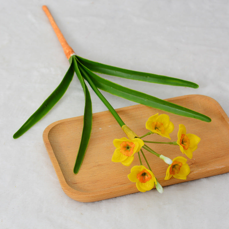 15.7 Inch Artificial Daffodil Bush Stems, White and Yellow Faux Flowers, 1 Bundle