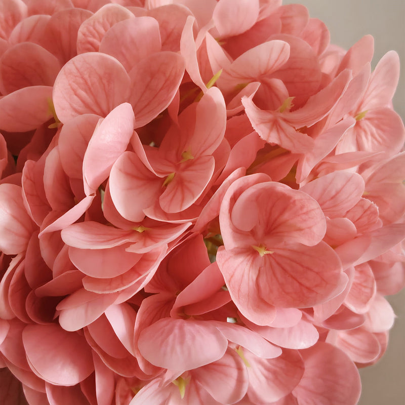 Artificial Hydrangea Arrangement 12 Inch Real Touch Bulk 1 Vase with Clear Faux Water