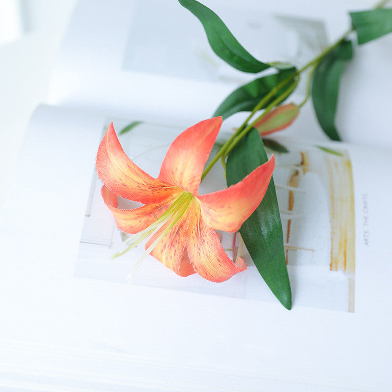 2 Pcs 23.6 Inch Artificial Gloriosa Flame Lily Stems Flowers Bulk