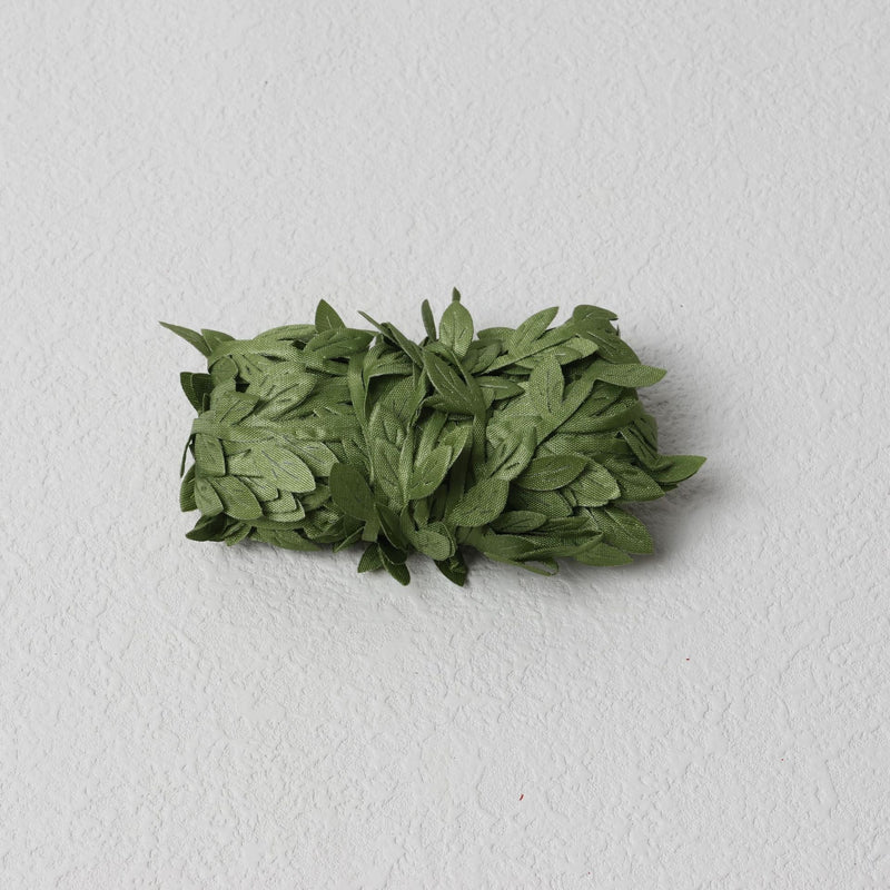 32 Ft Artificial Ivy Leaf Garland Ribbon, 32 Feet Faux Green Leaves for Wedding, Party, DIY Wall Decoration