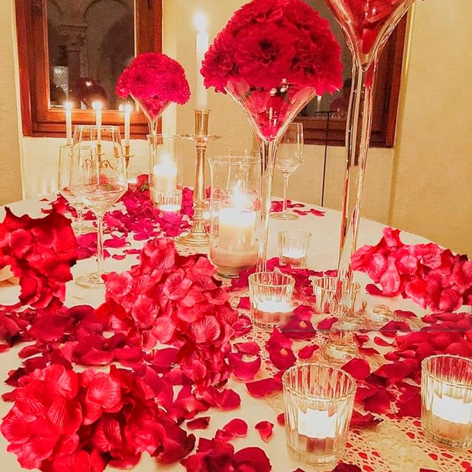 Faux Rose Petals for Wedding Engagement Decorations, Artificial Silk Flower Petals, 200 Pcs