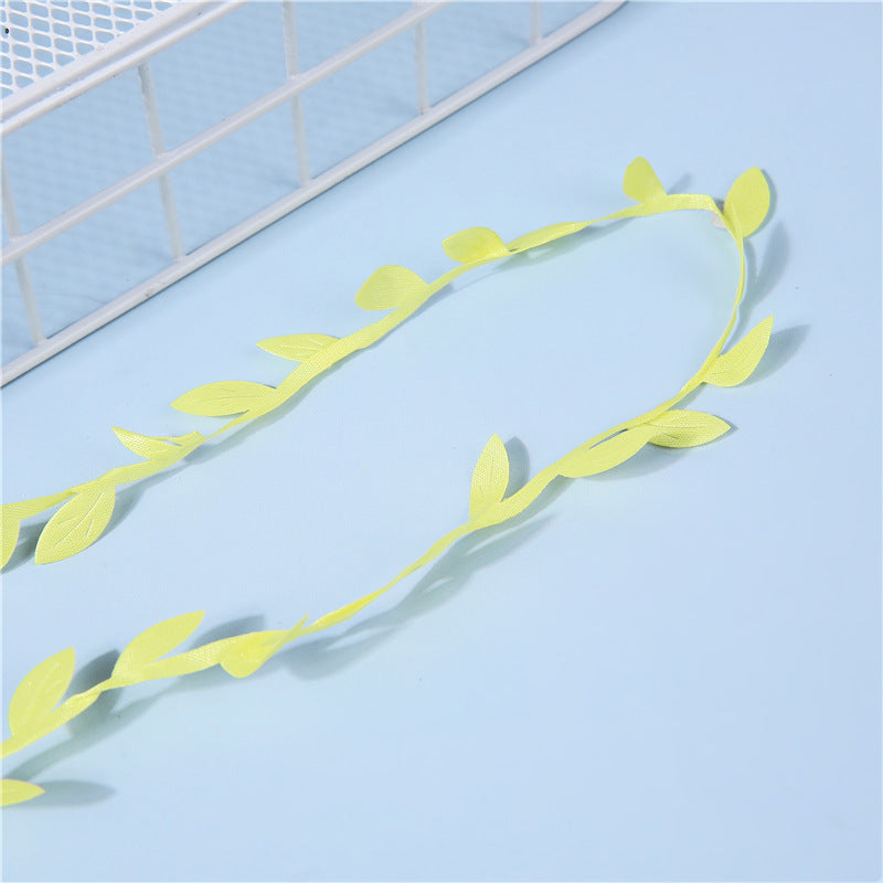 32 Ft Artificial Ivy Leaf Garland Ribbon, 32 Feet Faux Green Leaves for Wedding, Party, DIY Wall Decoration
