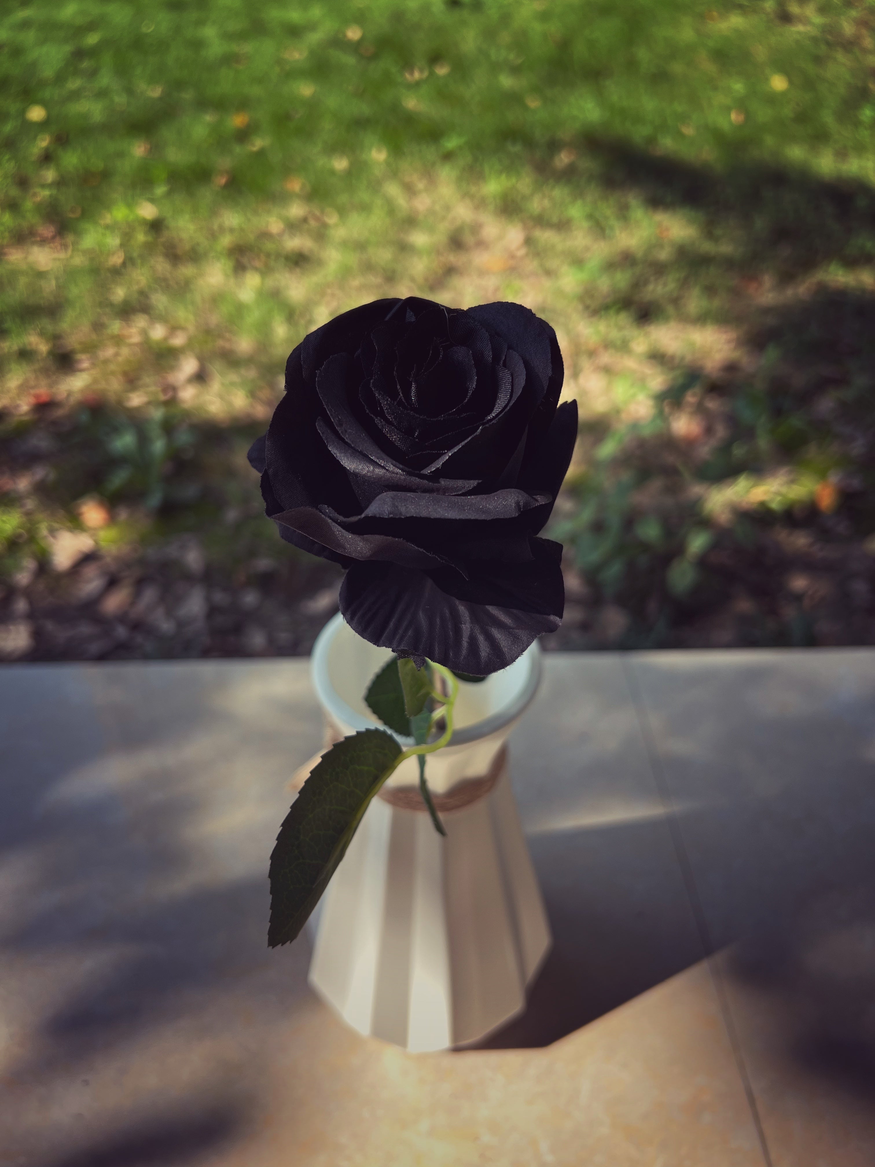 Bulk 10Pcs Black Rose Bouquet Artificial Silk Flowers Black Halloween Centerpiece Wholesale