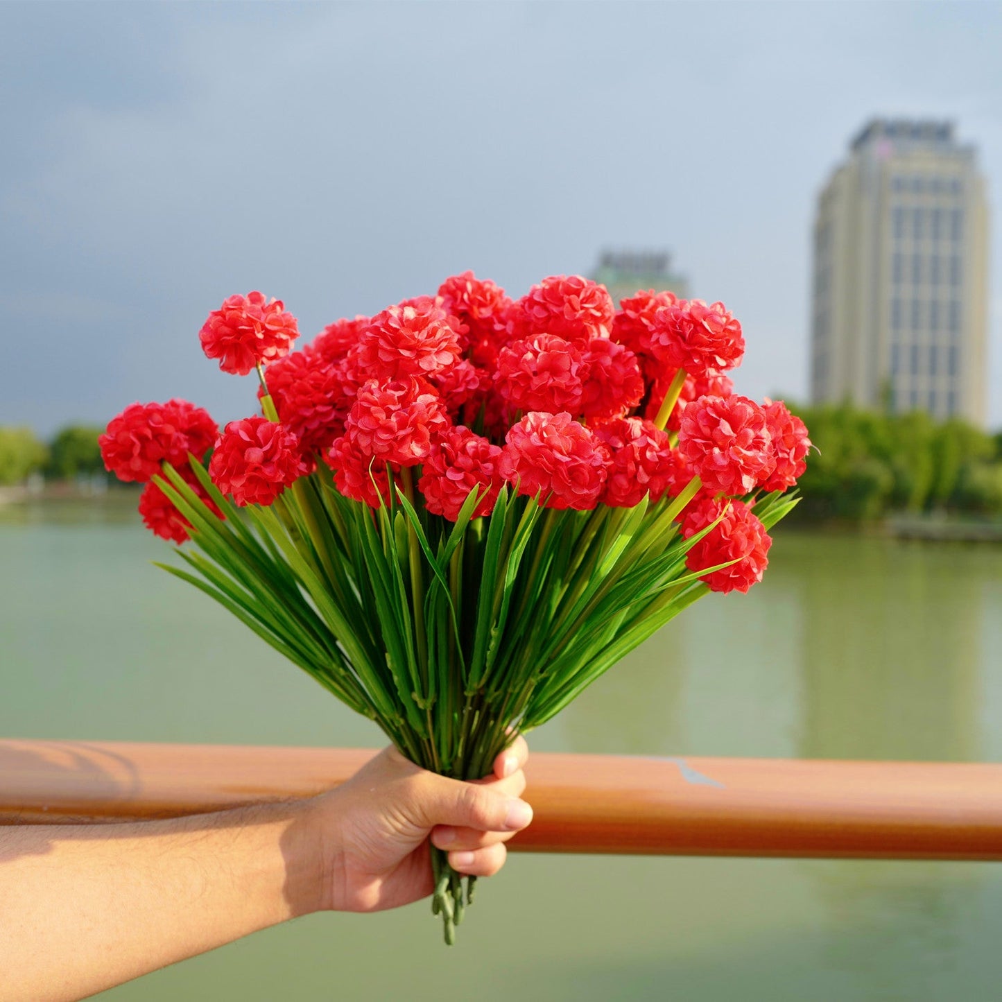 Bulk 8Pcs Artificial Hydrangea Ball Flowers Shrubs Fall Flowers Plants Indoor UV Resistant for Outdoor Garden Porch Decoration Wholesale